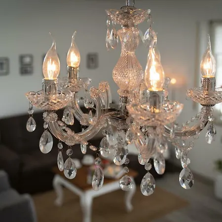 Queens Castle Apartman *