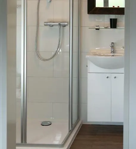 Queens Castle 公寓 *